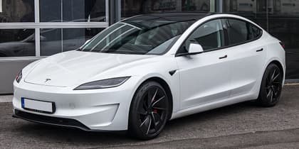 Tesla Model 3 RWD