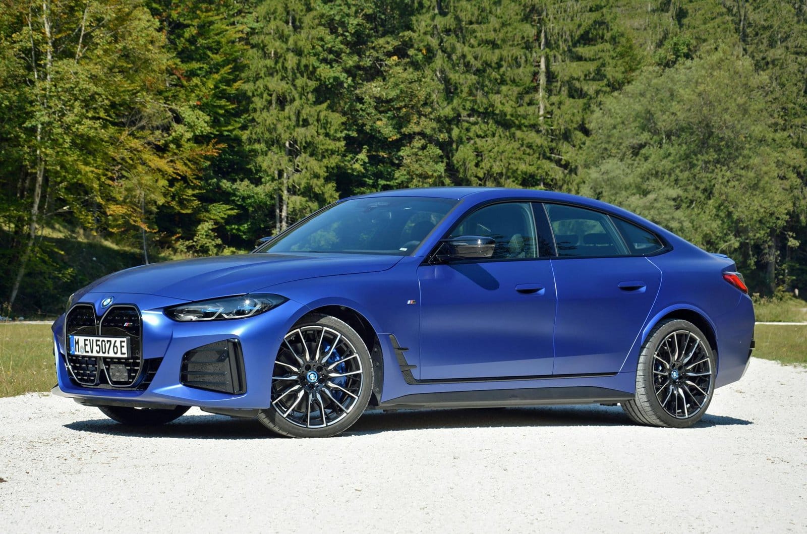 BMW i4