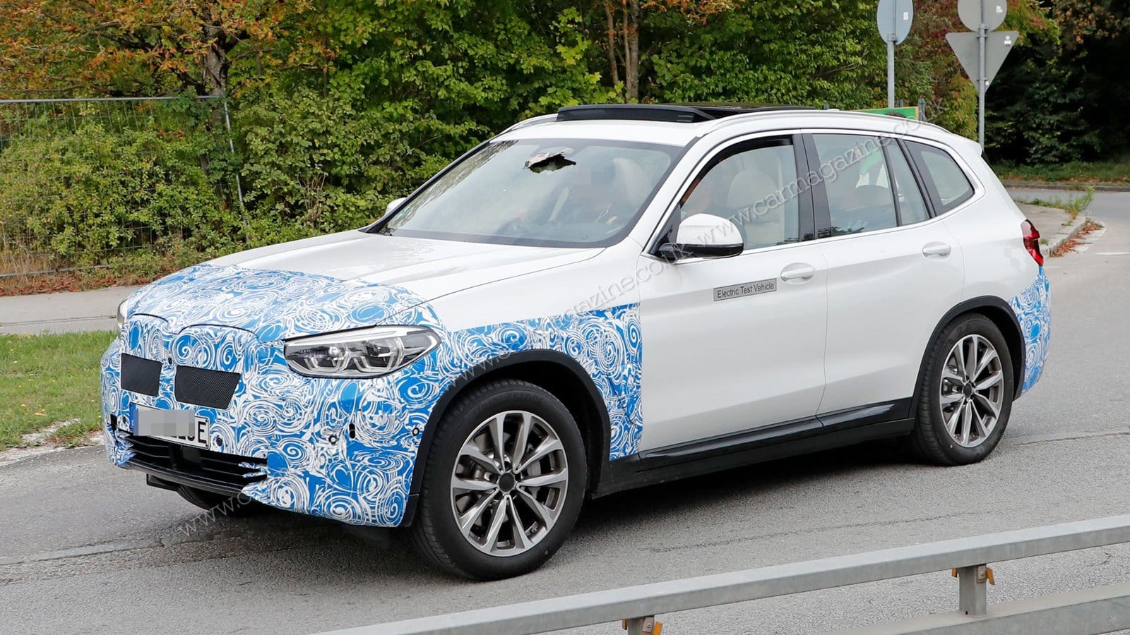 BMW iX3