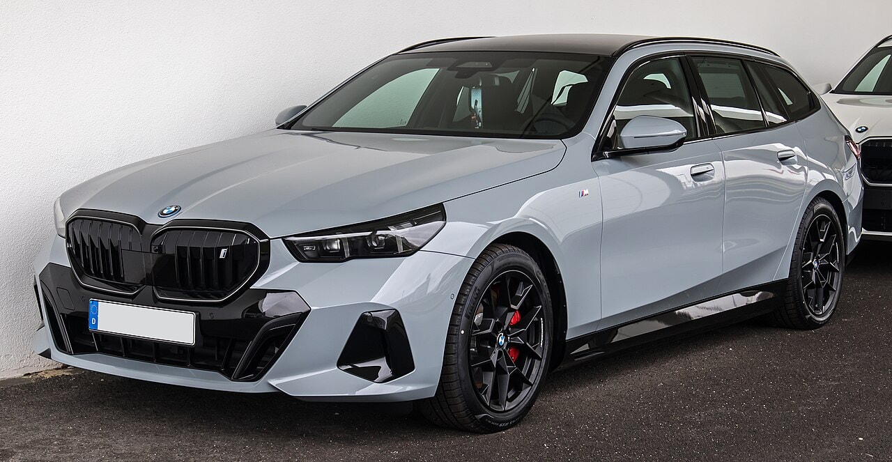 BMW i5 eDrive40