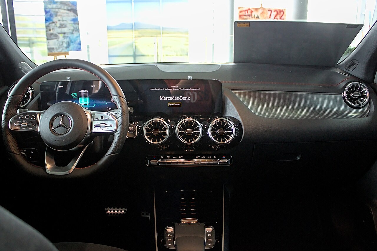 Mercedes-Benz EQA 250