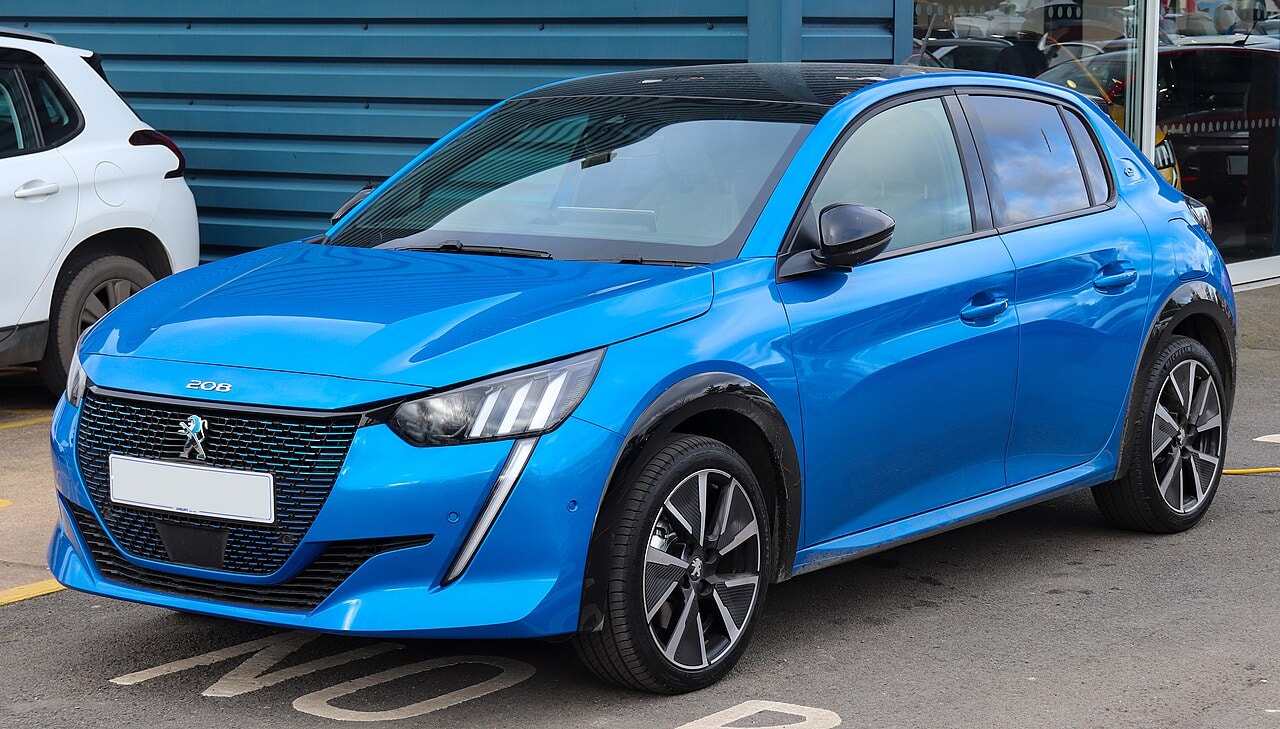 Peugeot e-208 GT