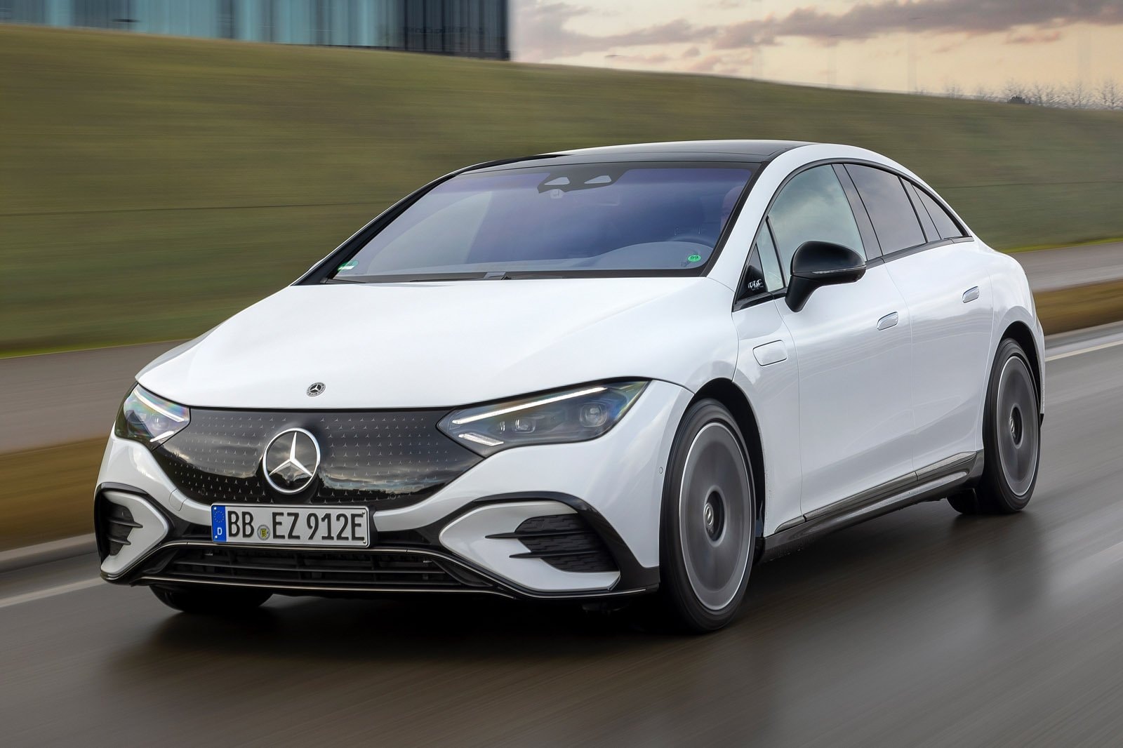 Mercedes-Benz EQE